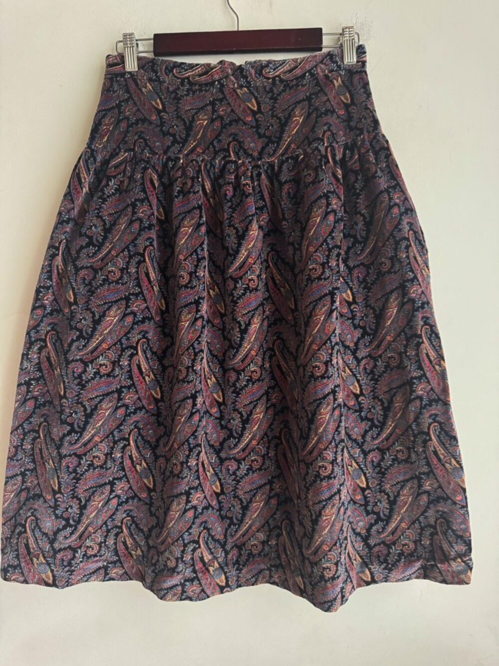 Vintage Velvet Paisley Print Knee Lenght Skirt S - Picture 3 of 5